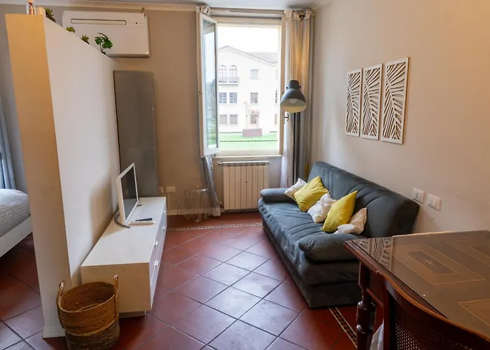 Apartament Loggetta 2 *